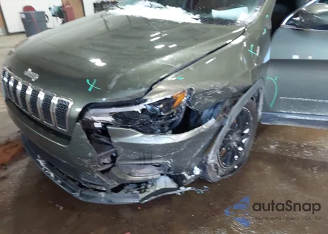 2019 Jeep Cherokee Latitude Plus 4X4 z USA, uszkodzony, nr VIN 1C4PJMLN2KD250846